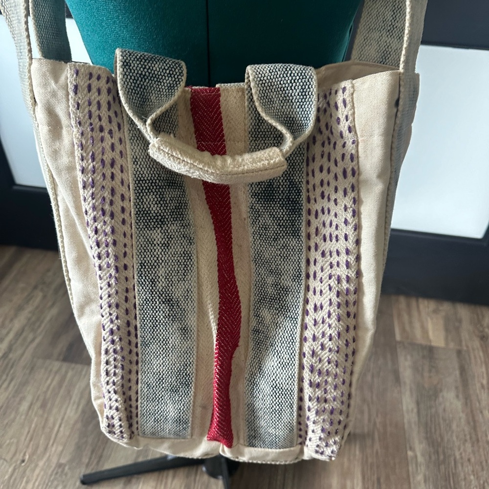 We the free tote bag like new